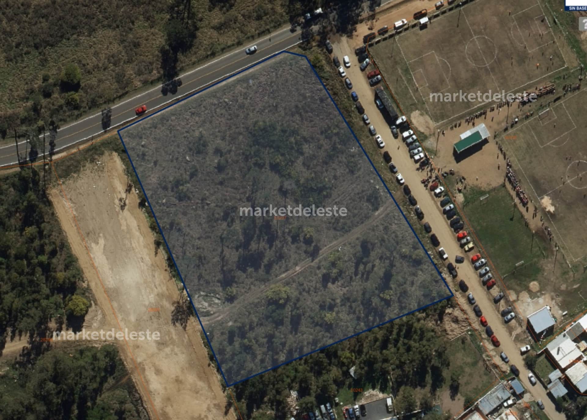 Property main image