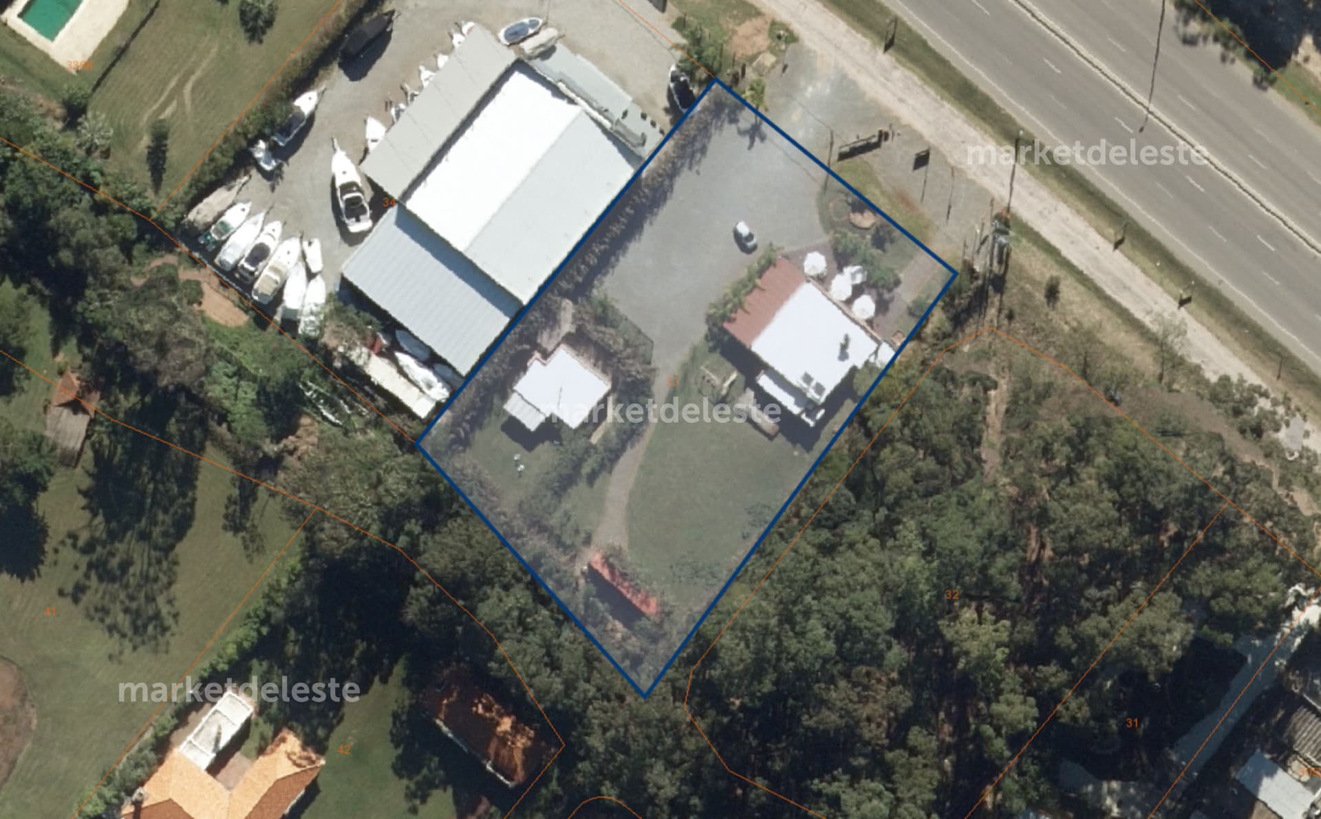 Property main image